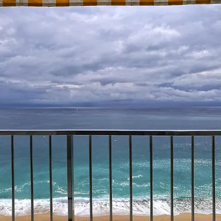 Cosette - Palace Cb10 Apartman *